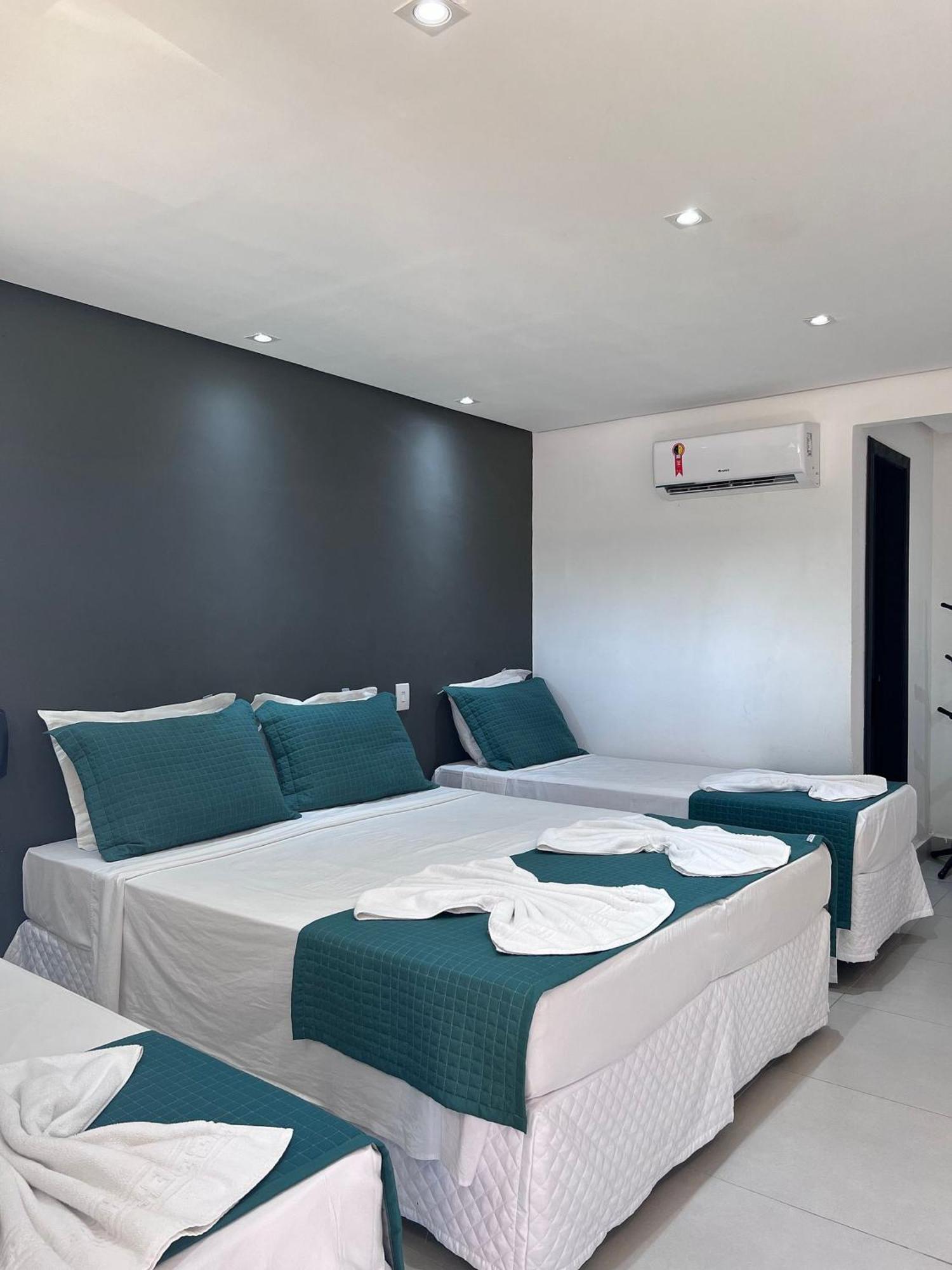 O Beira Mar Praia Hotel Esta Localizado Na Orla, Na Praia De Taperapuan, Cafe Incluso, Wi-Fi 500Mb, Piscinas, Estacionamento Privativo, Ar Condicionado Split, Smart Tv, Frigobar, Porto Seguro Exterior foto