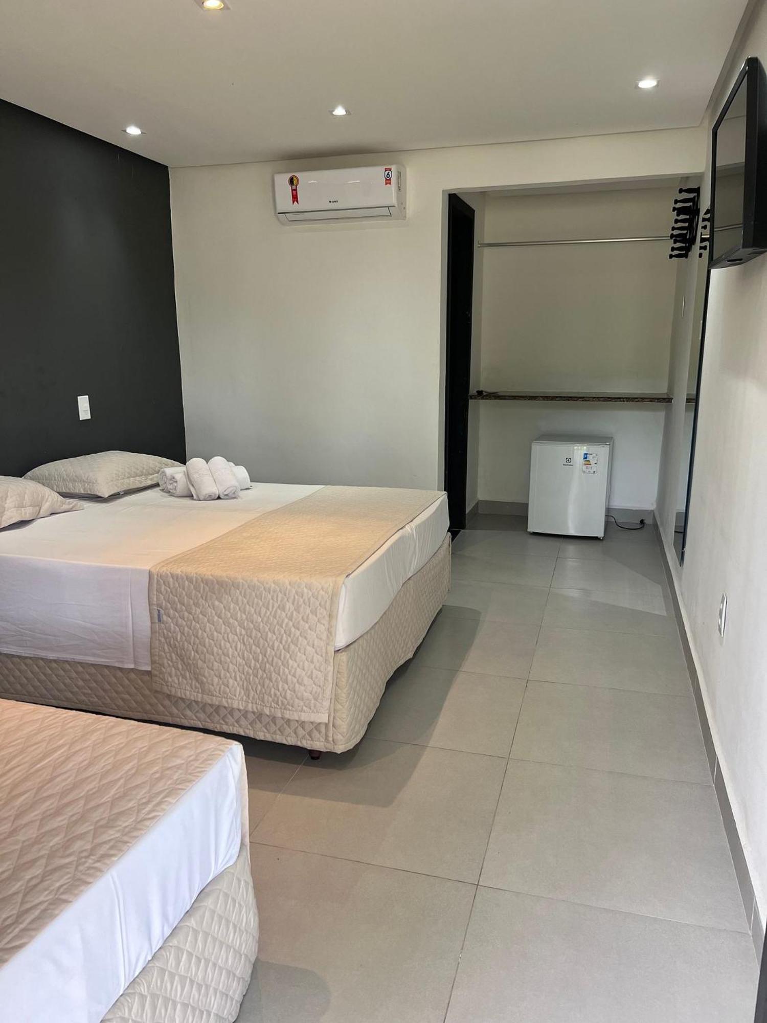 O Beira Mar Praia Hotel Esta Localizado Na Orla, Na Praia De Taperapuan, Cafe Incluso, Wi-Fi 500Mb, Piscinas, Estacionamento Privativo, Ar Condicionado Split, Smart Tv, Frigobar, Porto Seguro Exterior foto