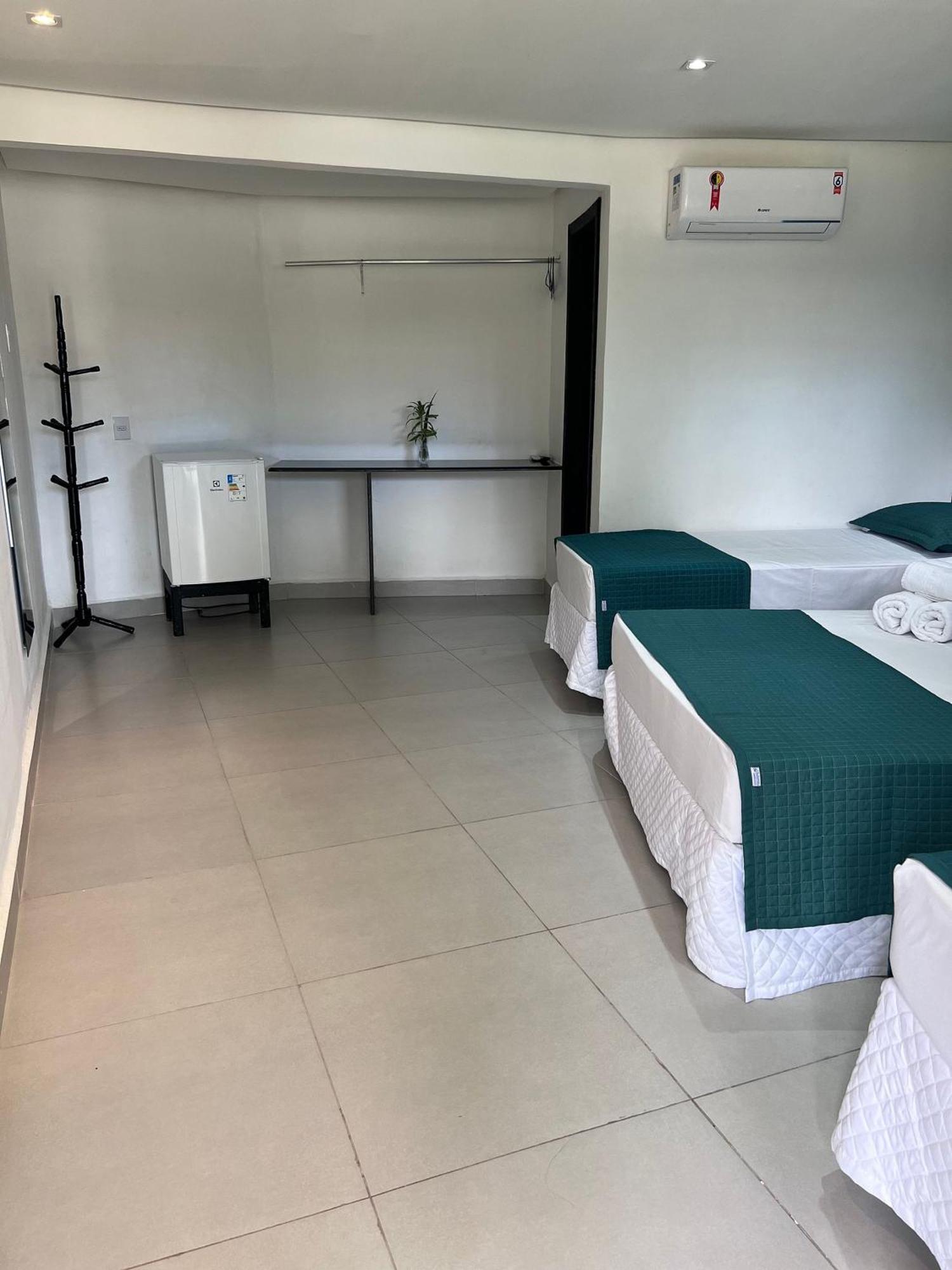 O Beira Mar Praia Hotel Esta Localizado Na Orla, Na Praia De Taperapuan, Cafe Incluso, Wi-Fi 500Mb, Piscinas, Estacionamento Privativo, Ar Condicionado Split, Smart Tv, Frigobar, Porto Seguro Exterior foto